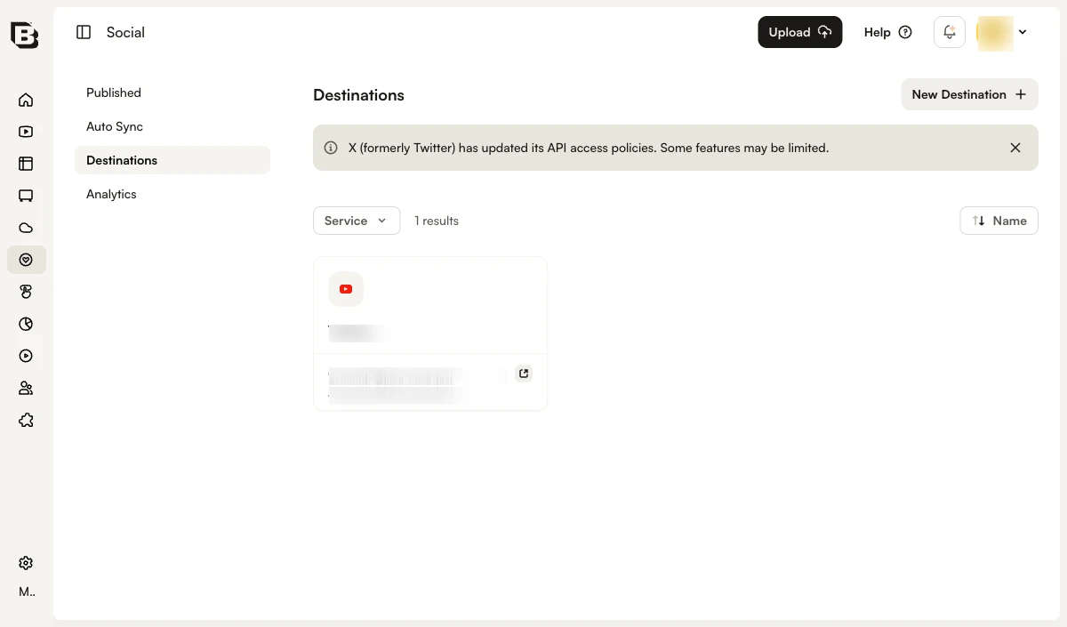 Destinations list with card layout